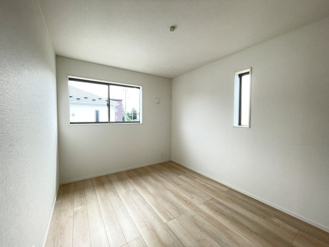 クレイドルガーデン八戸市多賀台 第5　２号棟の洋室