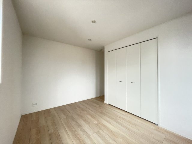 クレイドルガーデン八戸市多賀台 第5　２号棟の収納