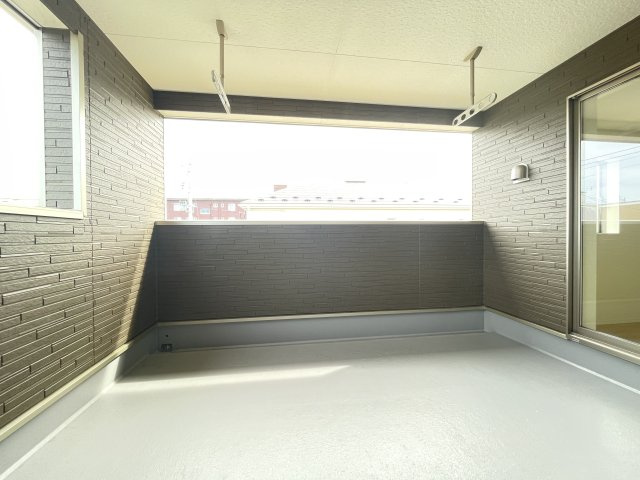 クレイドルガーデン八戸市多賀台 第5　２号棟の収納