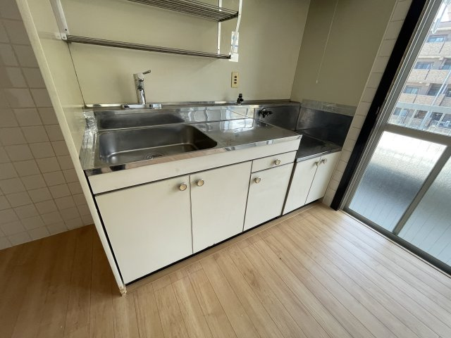 魚住コーポBのキッチン