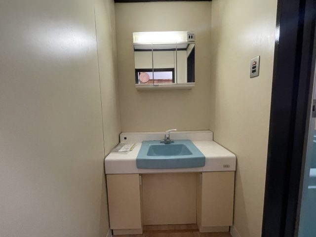 魚住コーポBの洗面所