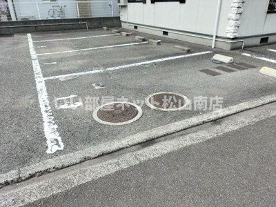 【駐車場】 | エッフェルハイツ