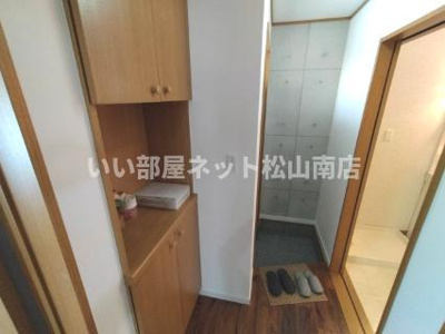 【玄関】 | エッフェルハイツ