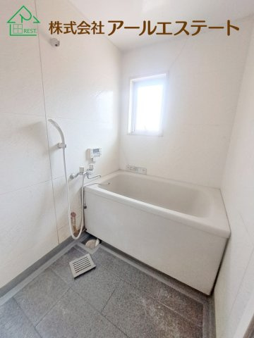 オリーブハイツ土山 2号棟  　JR「土山駅」徒歩6分の浴室