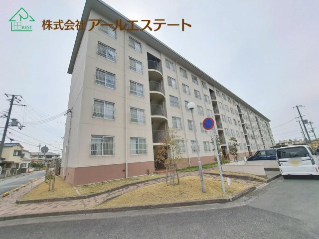 オリーブハイツ土山 2号棟  　JR「土山駅」徒歩6分