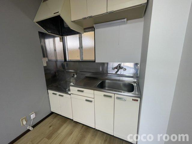 ビラ・アークル　Ｂのキッチン