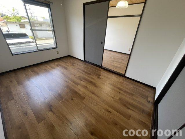 ビラ・アークル　Ｂの洋室