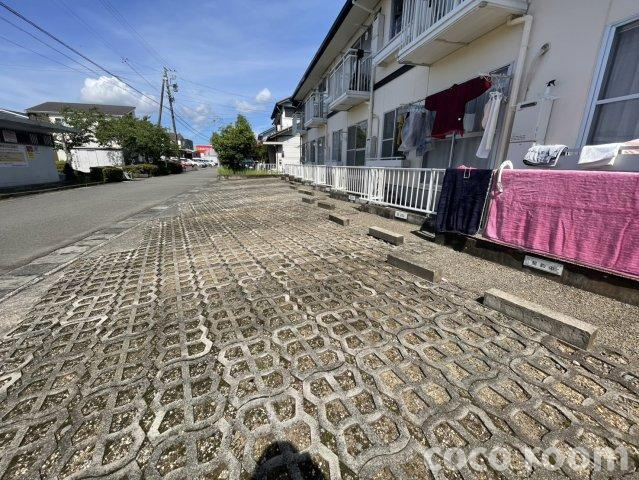 ビラ・アークル　Ｂの駐車場