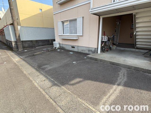 ドリームハイツの駐車場