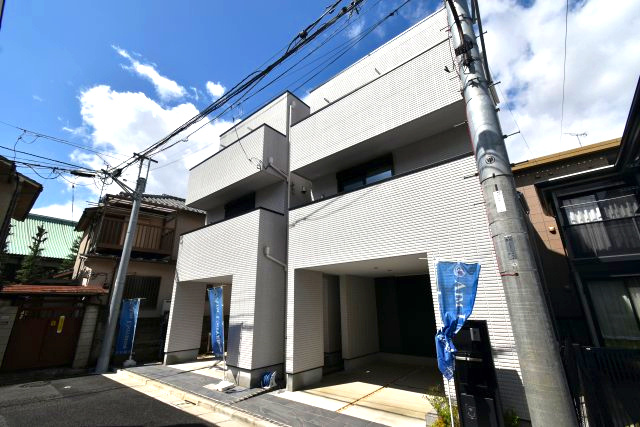 池袋本町2丁目・新築戸建・1号棟の外観