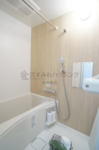 エルピスN5の浴室|参考、同建物・反転間取りの号室