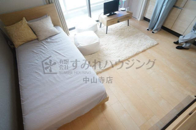 エルピスN5の居間・リビング|参考、同建物・反転間取りの号室