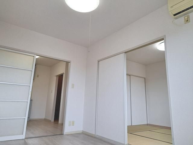 フレグランス大高の居間・リビング