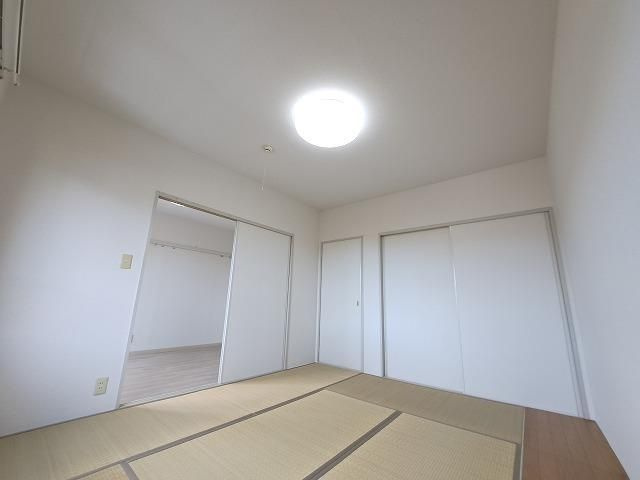 フレグランス大高の居間・リビング