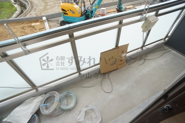 エルピスN5のバルコニー|参考、同建物・反転間取りの号室