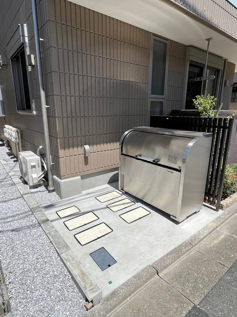 メゾン　ソレイユのその他共用部分|敷地内ダストBOX