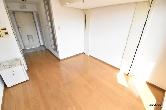朝日プラザ梅田北デラリブジェ　仲介手数料無料の居間・リビング
