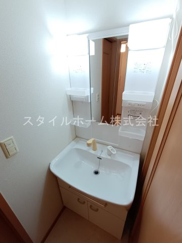 【洗面所】 | ユトリロ野田３ | イメージ写真です。
