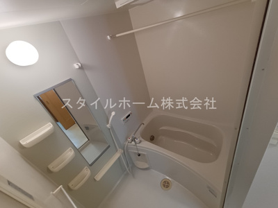 【浴室】 | ユトリロ野田３ | イメージ写真です。