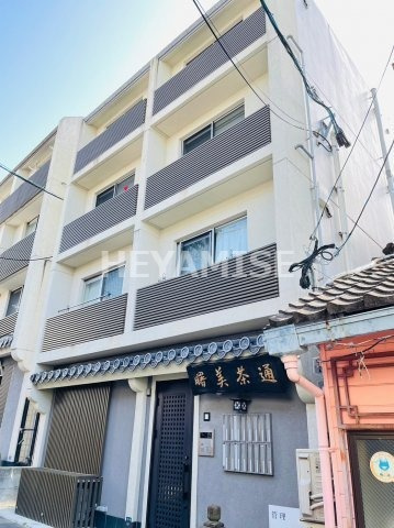 アミティ館内　二番館