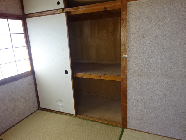 サンハイム北舞子の収納