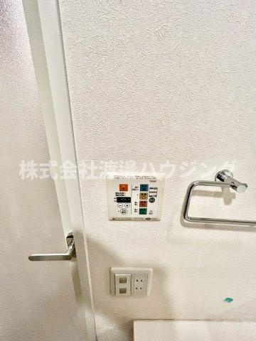 レジディア江坂の設備|浴室暖房乾燥機付き