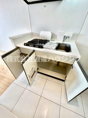 レジディア江坂のキッチン|キッチン下収納