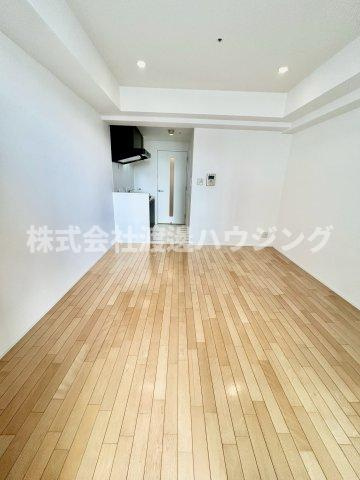 レジディア江坂の寝室