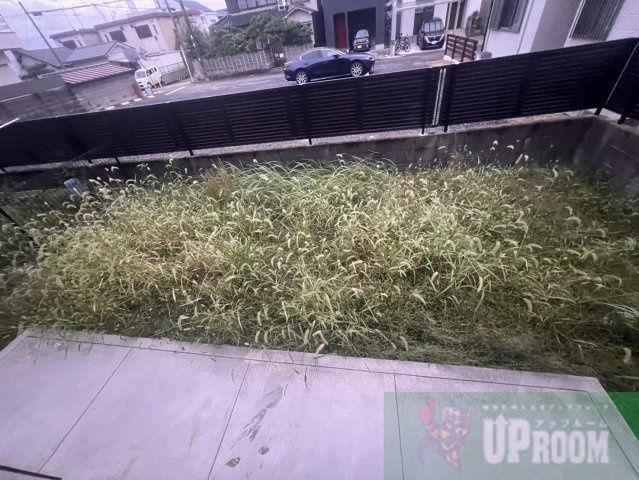 メゾン八事の庭