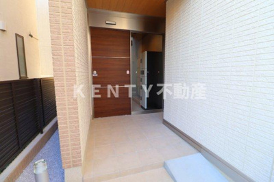 【エントランス】 | Villa Glycine | エントランスです