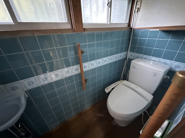 堺市西区草部のトイレ