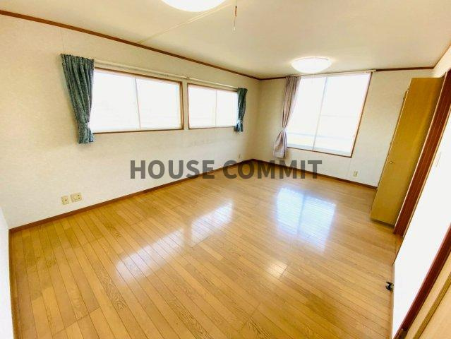 八街市八街ほ中古戸建の洋室