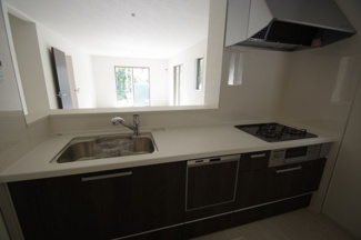 【キッチン】 | 【仲介手数料無料！！】稲城市平尾2丁目　新築戸建て（全2棟）2号棟　5099万円