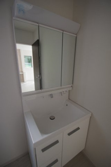 【独立洗面台】 | 【仲介手数料無料！！】稲城市平尾2丁目　新築戸建て（全2棟）2号棟　5099万円