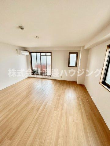 サンメゾン8の居間・リビング