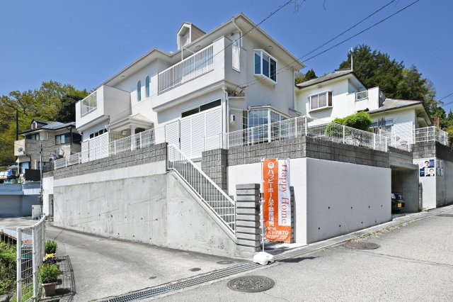 宝塚市中筋山手5丁目中古戸建│3LDK+駐車1台可（ビルトインガレージ）