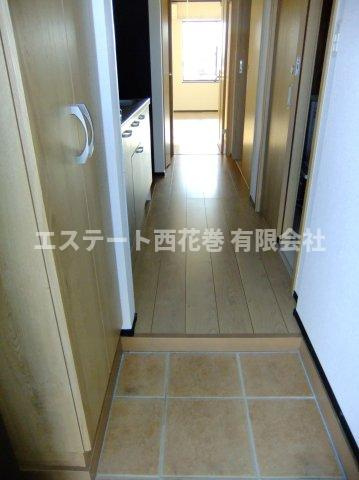 Arrotsk（アルトスク）A棟の玄関