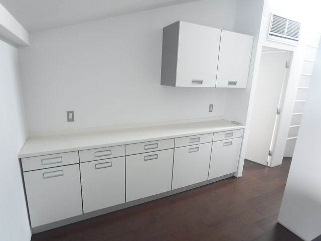 ＶＩＳＣＯＮＴＩ覚王山の設備