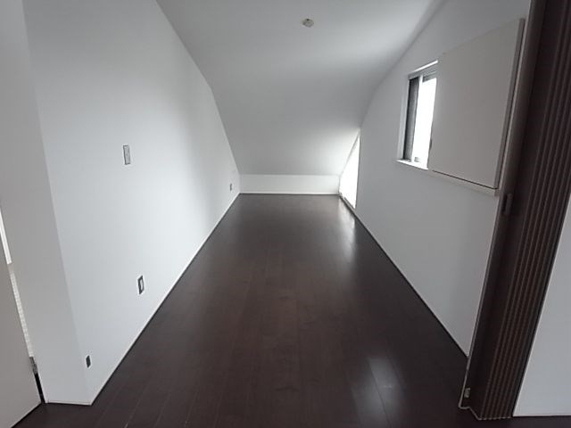 ＶＩＳＣＯＮＴＩ覚王山の寝室