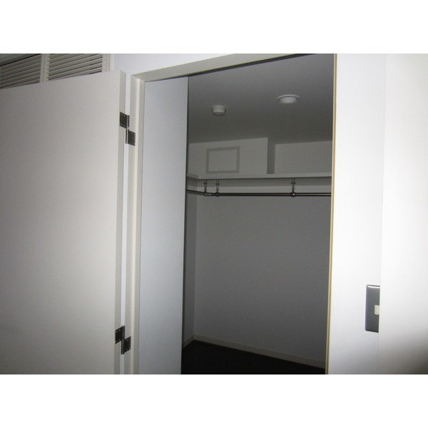 ＶＩＳＣＯＮＴＩ覚王山の収納