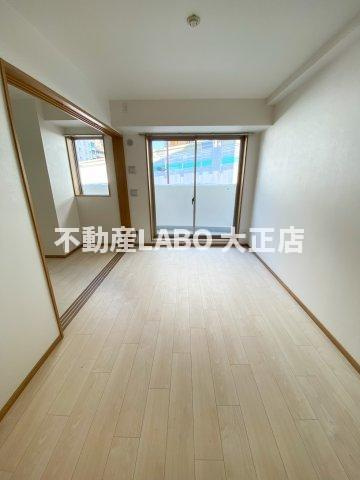 マリンズ弁天町の居間・リビング