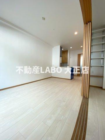 マリンズ弁天町の洋室