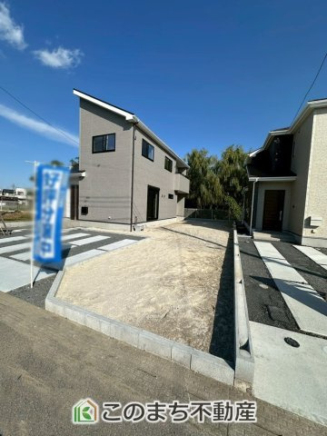 いろどりアイタウン宇都宮市岩曽町24-P1の庭|大きなお庭でご家族や友人を招いてＢＢＱもできますね！お子様の水遊びにもぴったりです☆
