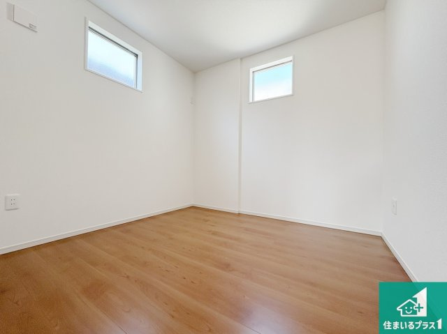 守山市下之郷　第1期　新築一戸建ての洋室|シンプルな洋室は、自分好みのインテリアが楽しめます♪ご家族とインテリアや家具を選びに行くのは新築購入時の醍醐味の一つです。ぜひお楽しみください♪