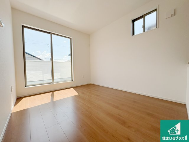 守山市下之郷　第1期　新築一戸建ての洋室|シンプルな洋室は、自分好みのインテリアが楽しめます♪ご家族とインテリアや家具を選びに行くのは新築購入時の醍醐味の一つです。ぜひお楽しみください♪