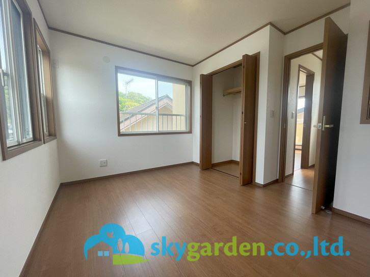 藤沢市西富　中古戸建の玄関