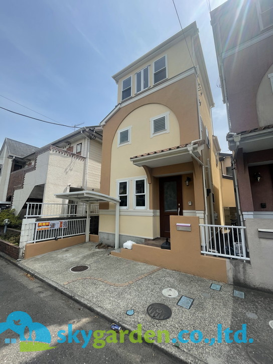 藤沢市西富　中古戸建の外観