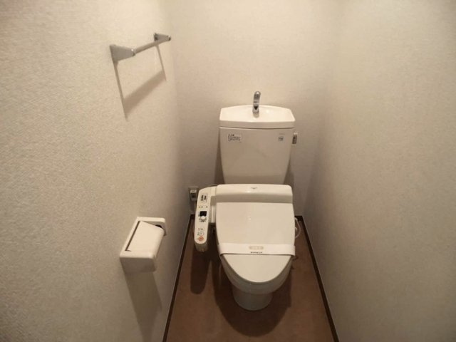 ヴィラオーヤのトイレ|清潔感のあるトイレです