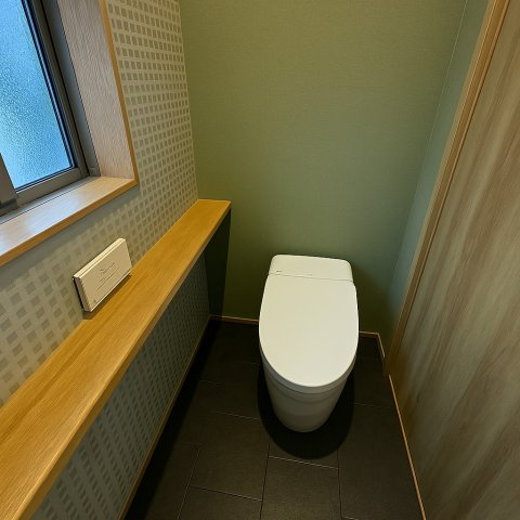東区長者町　中古戸建のトイレ|※プライバシー保護の為、家具消し修正を行っています。