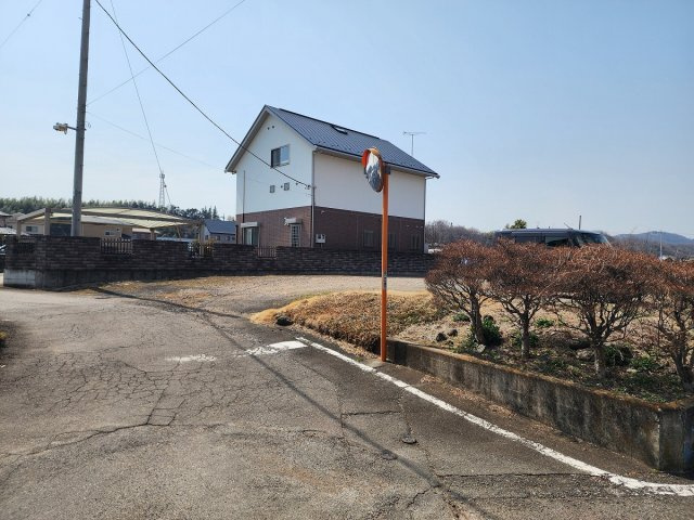 高崎市金井淵町売土地の前面道路含む現地写真